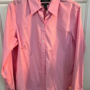 Ralph Lauren Women’s No Iron Button Down - Excellent Condition - Size Large